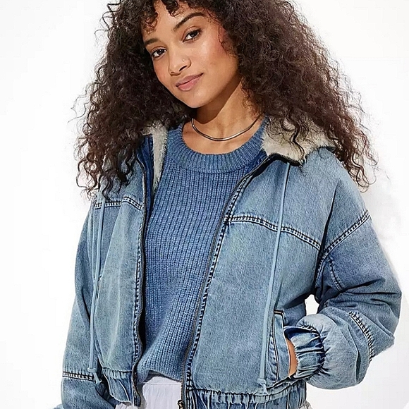 American Eagle Outfitters Jackets & Blazers - NWT American Eagle Jacket